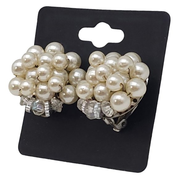 Vintage Faux Pearl Cluster Stud Earrings Japan Signed Clip Ons Nice Clasp P4 - Picture 2 of 10